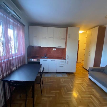 Galiastan Appartement Belgrado Buitenkant foto
